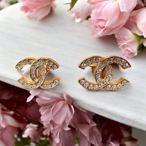 CHANEL Gold Stud Earrings with Crystal Floral Design - Picture 3 of 9